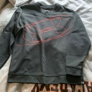 Black and red under armor crew neck